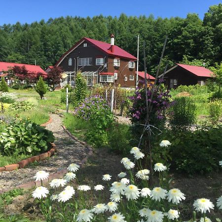 Natsumi No Sato Hotel Biei Exterior photo