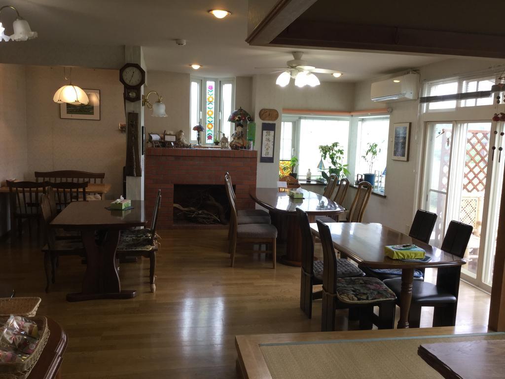 Natsumi No Sato Hotel Biei Exterior photo