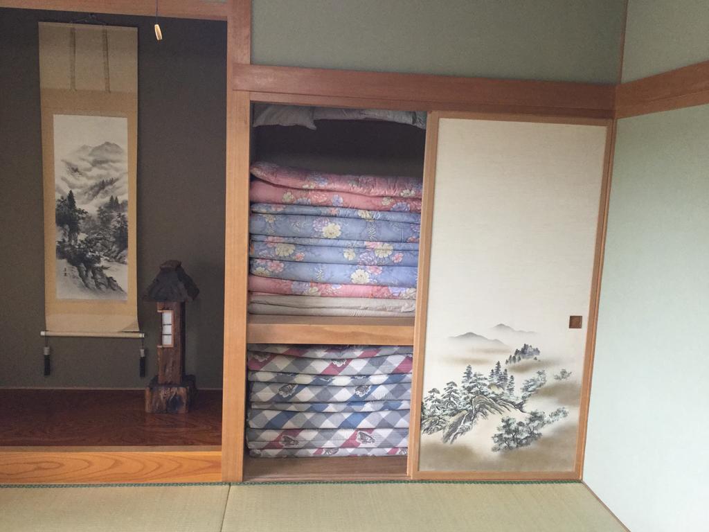 Natsumi No Sato Hotel Biei Room photo